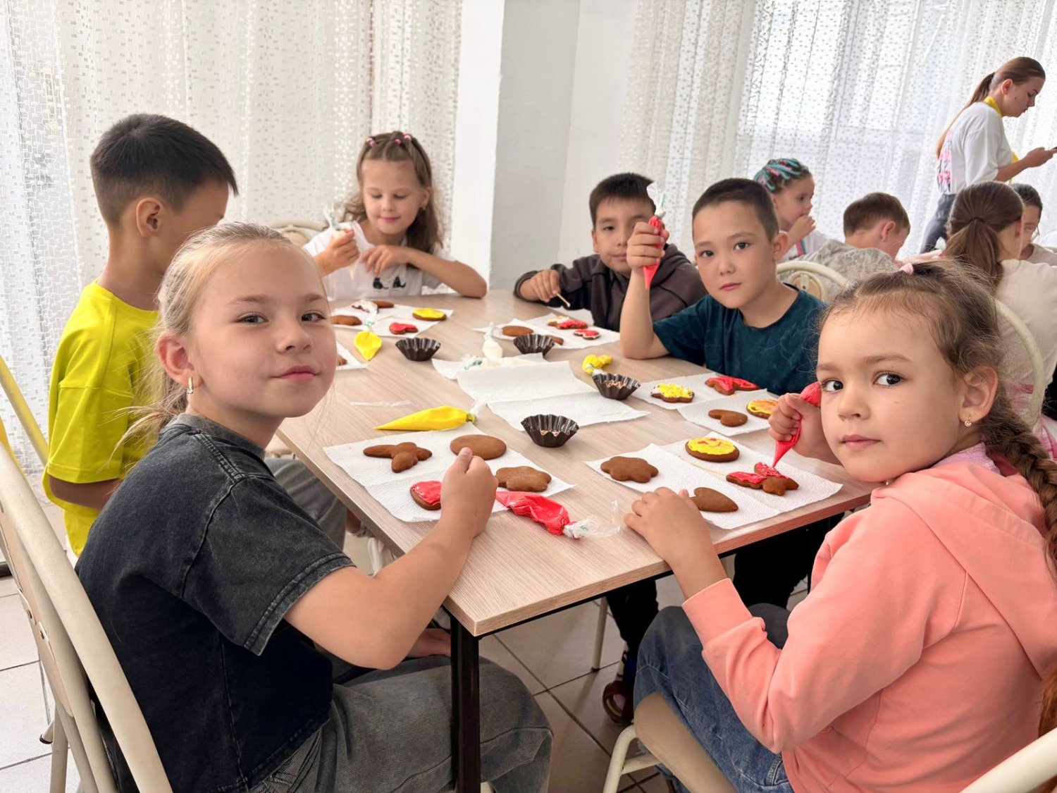 КОНДИТЕРЛІК ШЕБЕРХАНА: ТӘТТІ КӨҢІЛ-КҮЙДІҢ ЖАРҚЫН ТҮСТЕРІ!